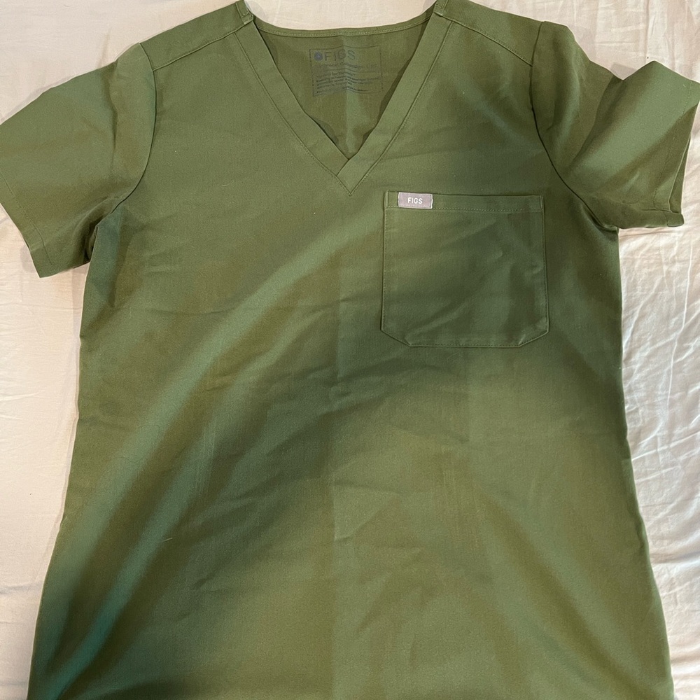 XS figs olive green catarina